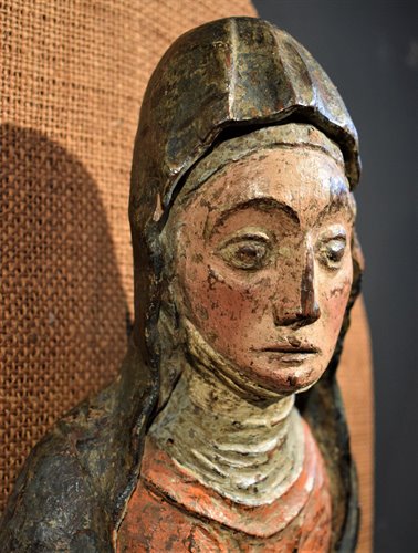 36 / 5.000 Risultati della traduzione Risultato di traduzione Polychrome wooden sculpture "la Pietà"